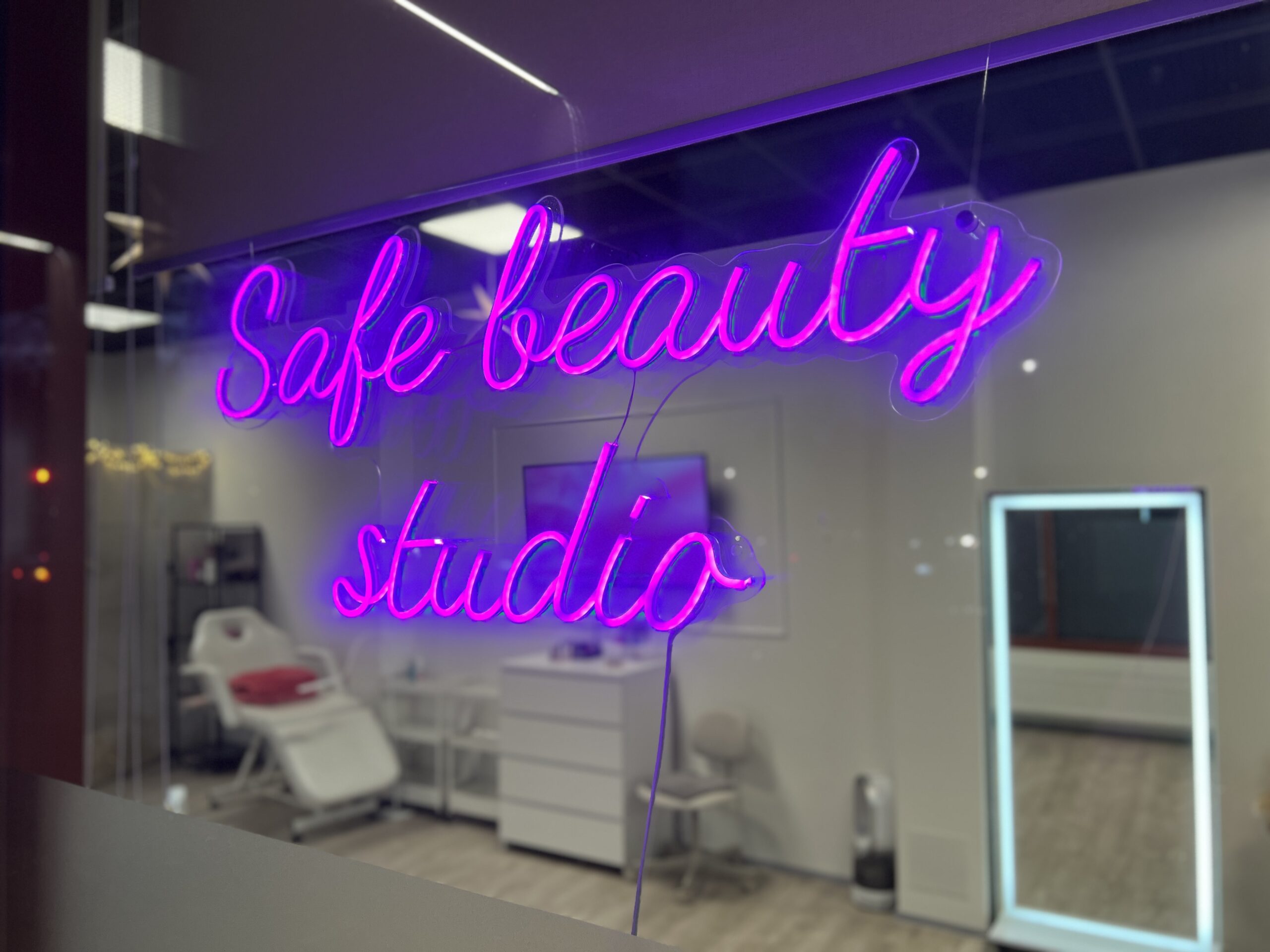 Welcome To Safe Beauty Studio